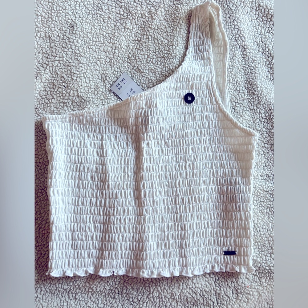 Brand new white top